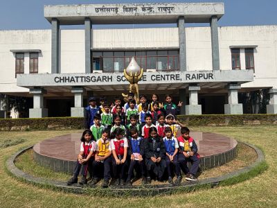 Students’ Educational Visit to Chhattisgarh Regional Science Centre - Best Academic School in Raipur