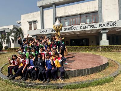 Students’ Educational Visit to Chhattisgarh Regional Science Centre - Best Academic School in Chhattisgarh