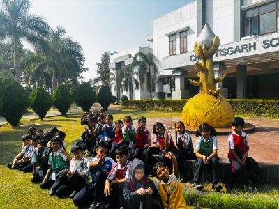 Students’ Educational Visit to Chhattisgarh Regional Science Centre - Best Academic School in Chhattisgarh